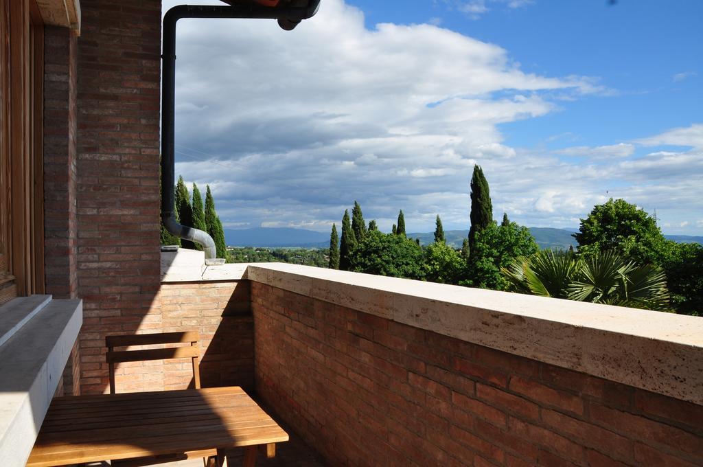 Villa Alba B&B เปรูจา ภายนอก รูปภาพ